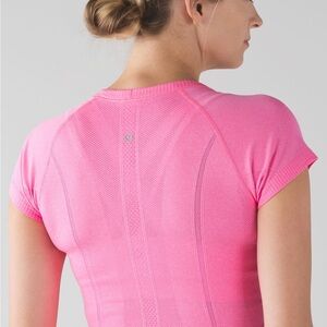 Swiftly tech short sleeve lululemon workout tee.